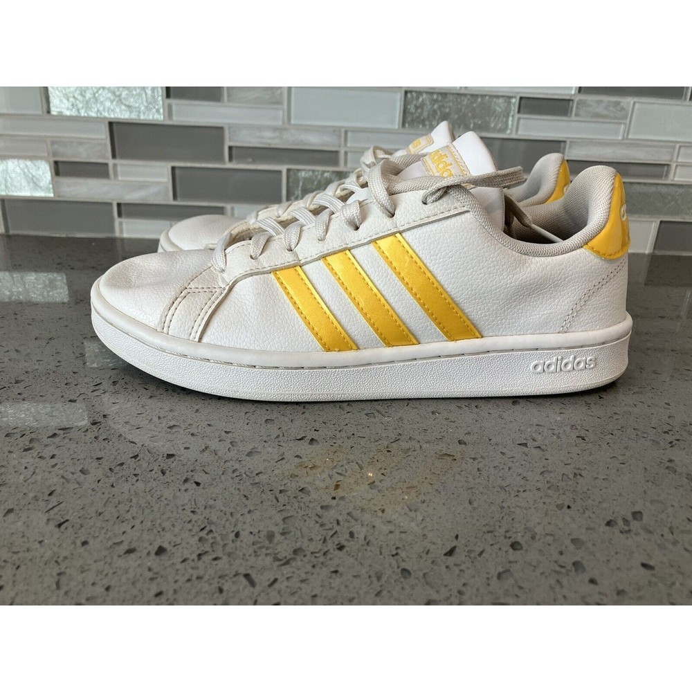 Adidas Cloudfoam Advantage Mens Shoes Sz 7 Sneakers Trainers White & Gold Yellow